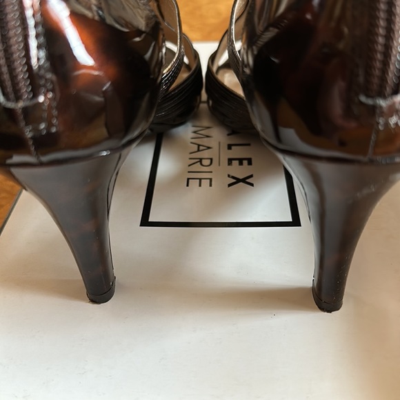 Alex Marie Frey in tortoise brown, size 10, never worn - Picture 3 of 6